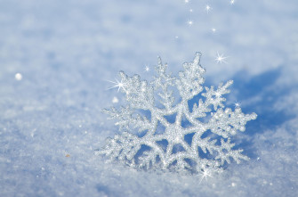 3d Snowflake In The Snow Wallpaper