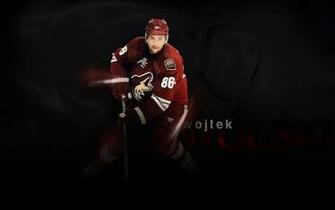 Nhl Arizona Coyotes Player Wallpaper In Hockey
