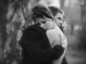 Happy Hug Day Best Wallpaper