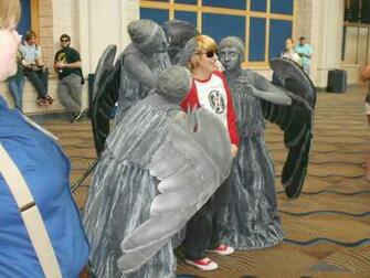 Weeping Angels Wallpaper Set Photoshoot By