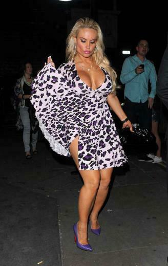 Nicole Coco Austin Sexy Pics Gallery