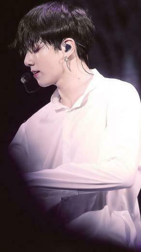 Jungkook Wallpaper Top Background