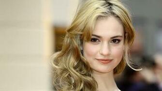 Hollywood Actress Lily James Choice Wallpaper