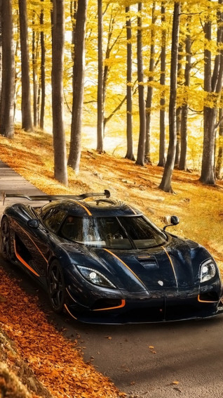 Black Koenigsegg Wallpaper
