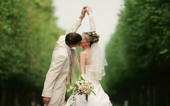 Wedding Kiss Photos HD Wallpaper Of