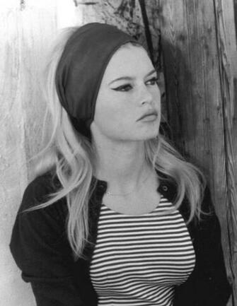 New Brigitte Bardot Wall Wallpaper Risewlp