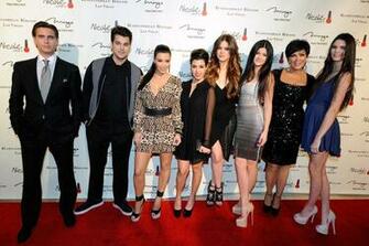 Kardashian Jenner Family On The Red Carpet Khaos Mirage