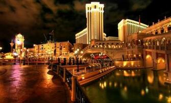 Venice Streets At Night HD Wallpaper Background Image