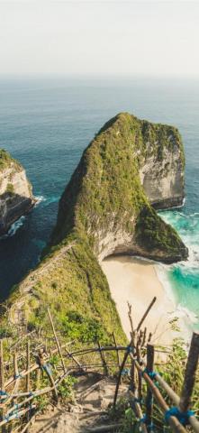 Kingkling Beach Nusa Penida iPhone X Wallpaper