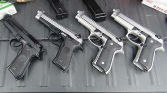 Beretta 92fs Wallpaper Image Photos Pictures Background