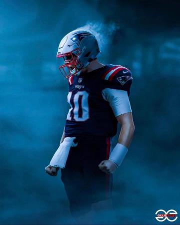 Mike Reiss Jonnu Smith On Mac Jones He S Earned It