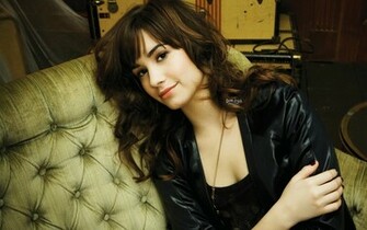 Demi Lovato Wallpaper HD
