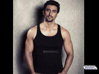 Bollywood Hunks In Sexy Sandos Glamsham
