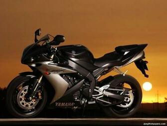 Yamaha R1 Wallpaper