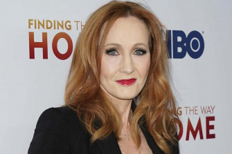 J K Rowling X Wallpaper 8396aqyrc6m87wbx