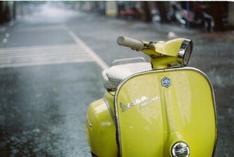 Cars Vespa Wallpaper