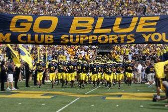 Michigan Wolverines Logo Wallpaper