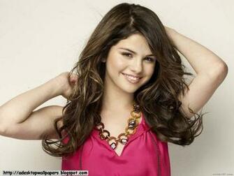 Gomez Hollywood Actress Wallpaper Pc
