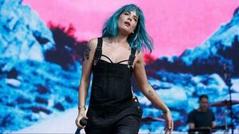 Halsey Wallpaper