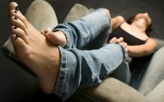 Feet Toes Wallpaper