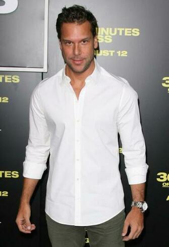 Dane Cook Photos Pictures Stills Image Wallpaper