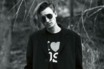 Singer Songwriter Gnash On His Song I Hate U Love