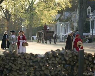 Colonial Williamsburg Multimedia S The