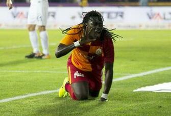 Galatasaray N Yeni Y Ld Z Bafetimbi Gomis Sosyal Medyay