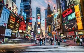 New York City Street Scene Wallpaper