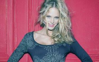 Fungossip Celbs Erin Heatherton Nude Wallpaper