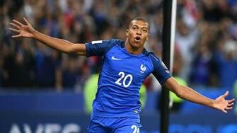 Peine Entr En Jeu Mbapp A Inscrit Son Premier But