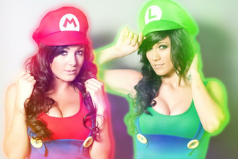 Jessica Nigri And Lindsay Elyse Wallpaper By Neglius