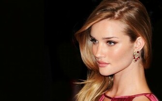 Rosie Huntington Whiteley Beautiful Girl Is A Great Wallpaper For
