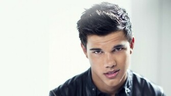 Taylor Lautner HD Wallpaper
