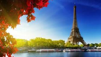 Eiffel Tower Paris France Autumn Wallpaper Is A Hi Res