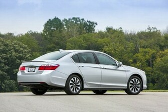 Honda Accord Sedan Pictures Photos Gallery Green Car S
