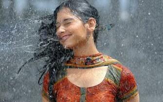 Hot Girls In The Rain Wallpaper HDwallpaper20