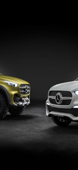 iPhone Xs Mercedes Background Wallpaper