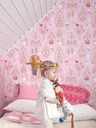 Majvillan Palace Garden Pink Wallpaper