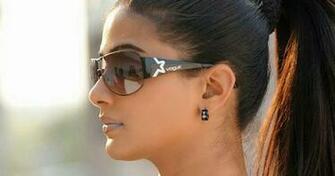 Actress Priyamani Hot Photos And Priya Mani Wallpaper