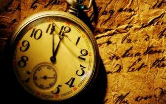 Old Pocket Clock HD Wallpaper
