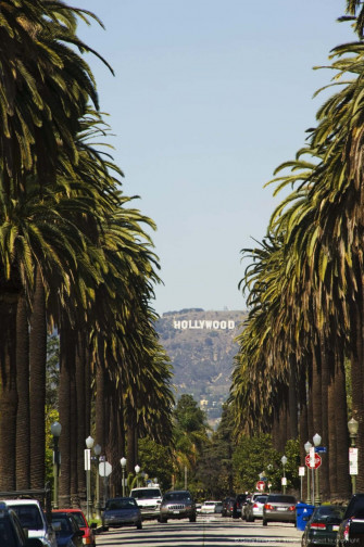 A Scenic Of Los Angeles Skyline At Dusk Wallpaper