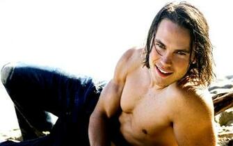 Taylor Kitsch Wallpaper