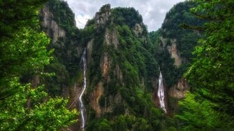 Waterfalls In Daisetsuzan National Park Japan 4k Wallpaper