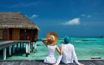 Sweet Romantic Couple Honeymoon HD Wallpaper Rocks