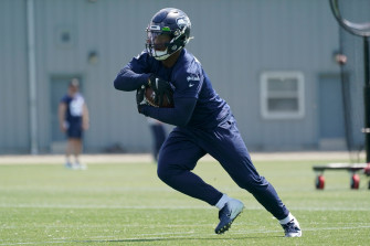 Kenneth Walker Iii Dealing With Hernia Injury Seahawks Hoping He Ll Wallpaper