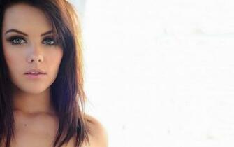 Melissa Clarke Beautiful Wallpaper HD