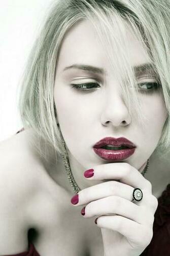 Scarlett Johansson Lips HD iPhone Wallpaper