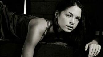 Kristin Kreuk Wallpaper High Resolution And Quality