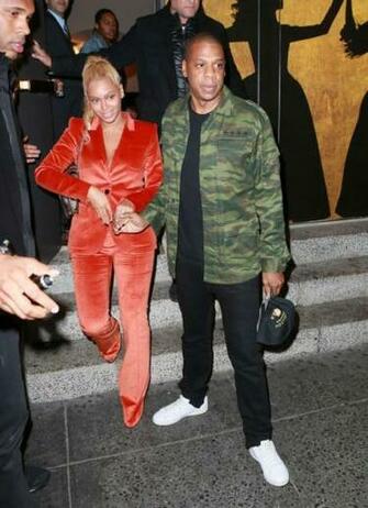 Beyonce And Jay Z Leaves Hamilton Musical On Broadway In Nyc